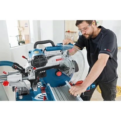 Bosch Professional Paneel-Säge GCM 12 SDE 1.800 W mit Kreissägeblatt 305 mm Bosch Professional Paneel-Säge GCM 12 SDE 1.800 W Mit Kreissägeblatt 305 Mm -Gardena Verkäufe 794197 4928 2