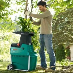 Bosch Elektro-Turbinenhäcksler AXT 25 TC Mit 53 L Fangbox 2.500 W 4 Bosch Elektro-Turbinenhäcksler AXT 25 TC Mit 53 L Fangbox 2.500 W -Gardena Verkäufe 8910051 01