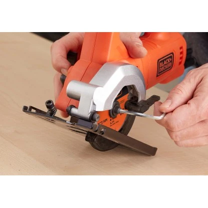 Black+Decker Kompakt-Handkreissäge BES510K 400 W Black & Decker Black+Decker Kompakt-Handkreissäge BES510K 400 W -Gardena Verkäufe 945674 2012 11
